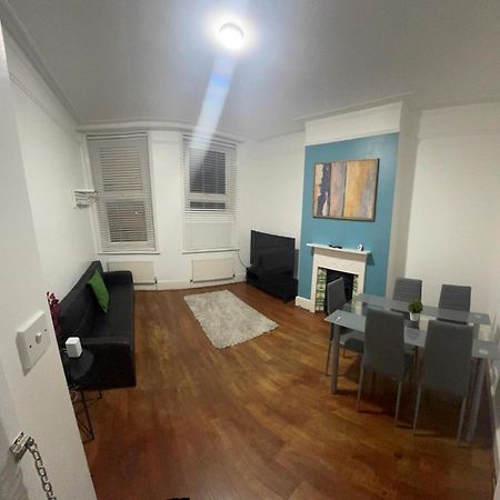 Cricklewood Broadway Guest Home Londra Dış mekan fotoğraf