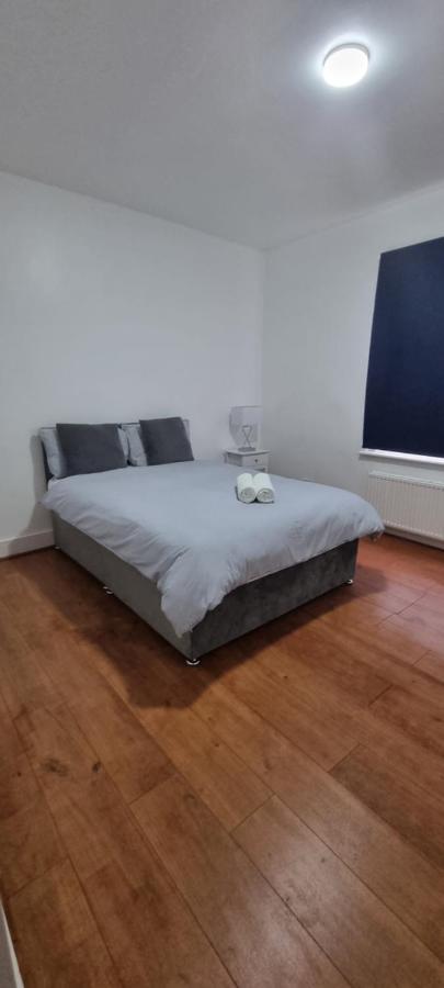 Cricklewood Broadway Guest Home Londra Dış mekan fotoğraf