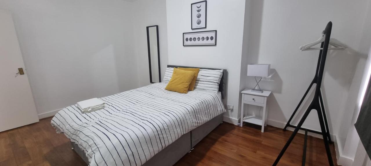 Cricklewood Broadway Guest Home Londra Dış mekan fotoğraf