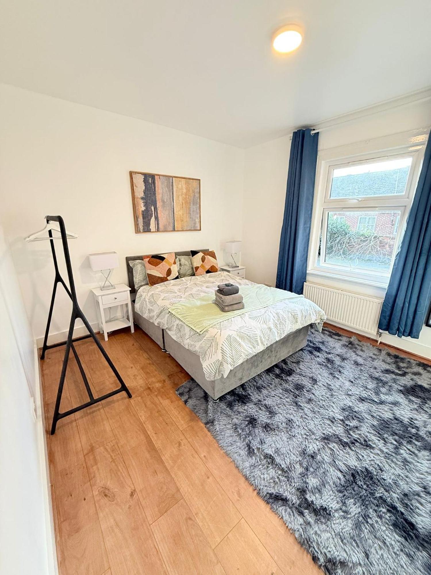Cricklewood Broadway Guest Home Londra Dış mekan fotoğraf